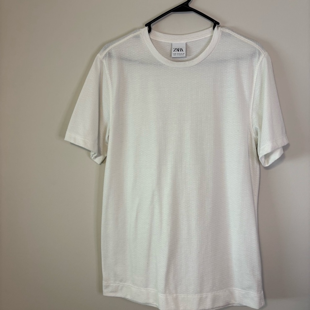 Zara Men's Classic Cream Short Sleeve Tee